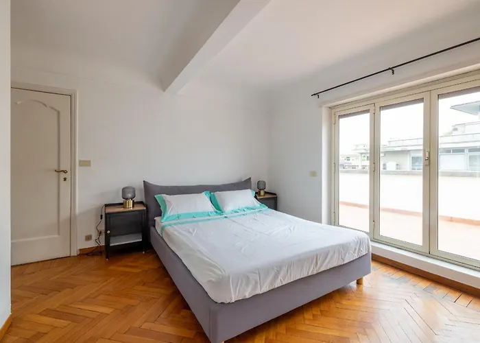 Appartement Elegant Penthouse With Terrace