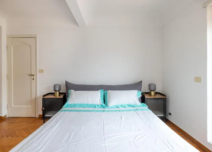Elegant Penthouse With Terrace Appartement *